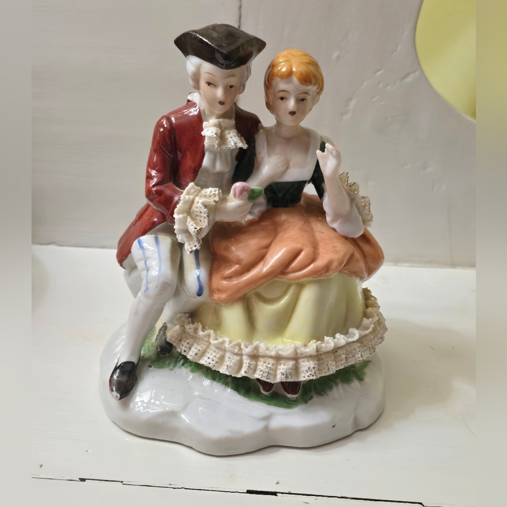 Vintage Porcelain Courting Couple Made In TAIWAN Figurine